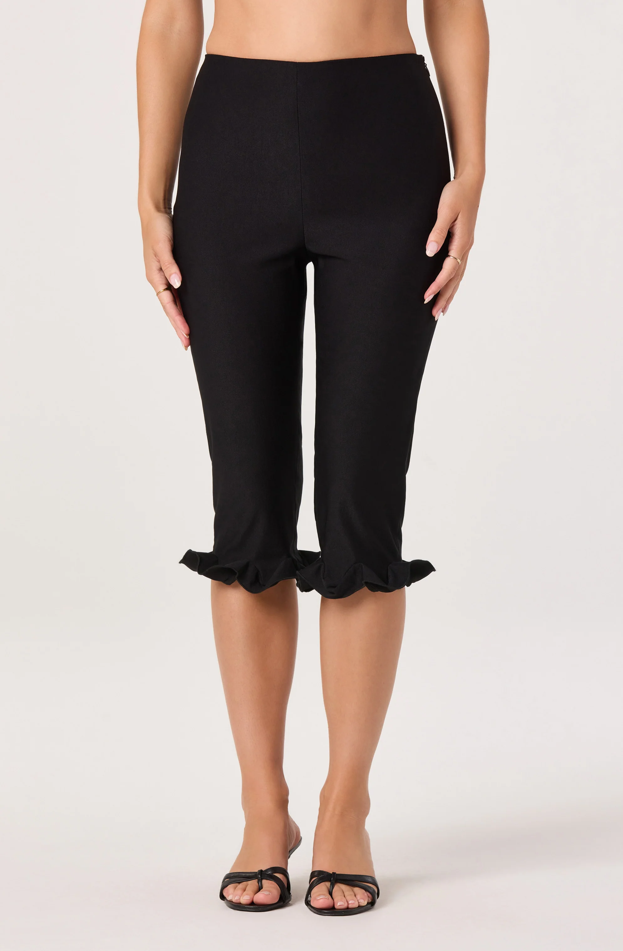Amalie Ruffle Hem Capri Pants 3