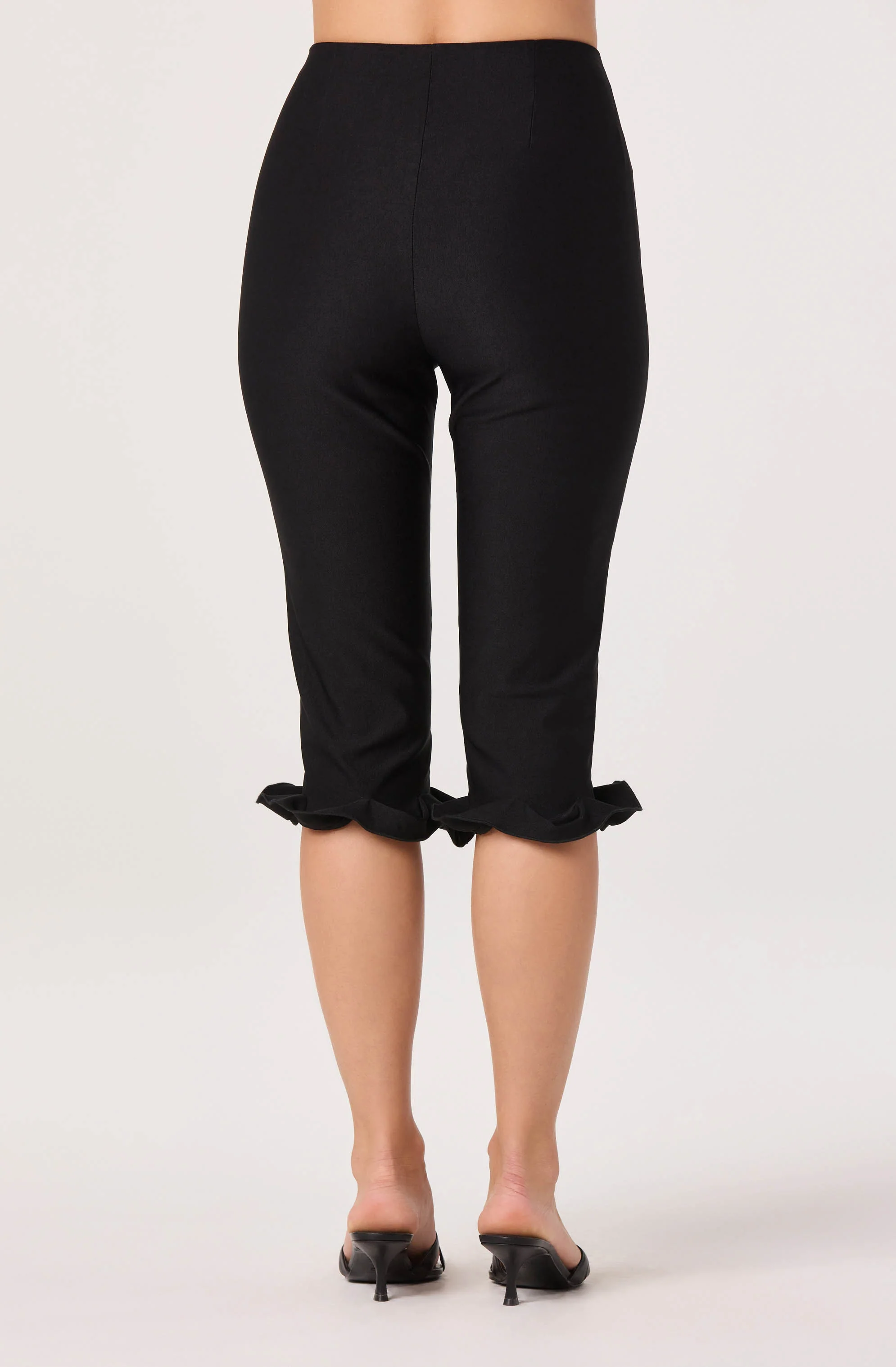 Amalie Ruffle Hem Capri Pants 4