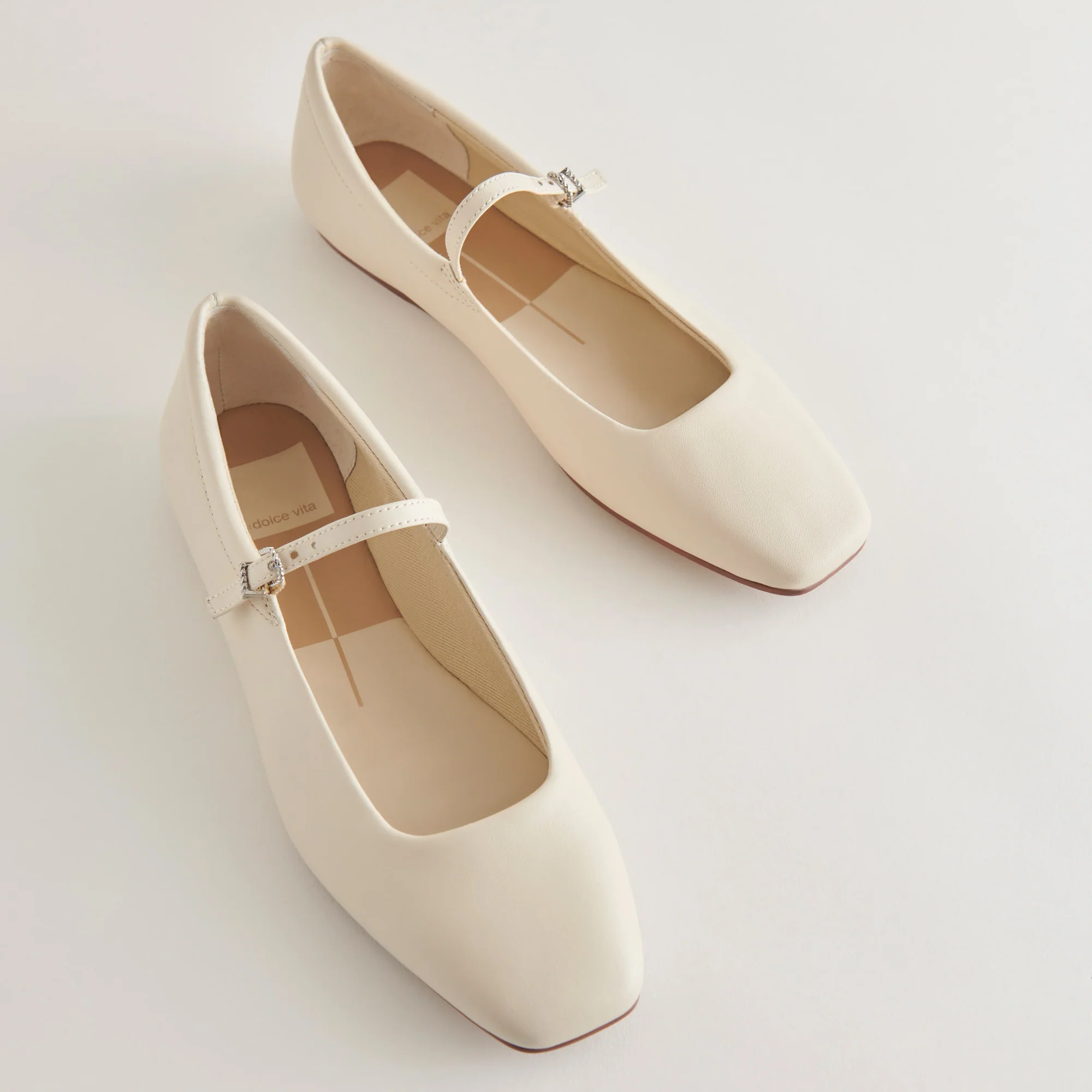 Reyes Ballet Flats Ivory Leather 6